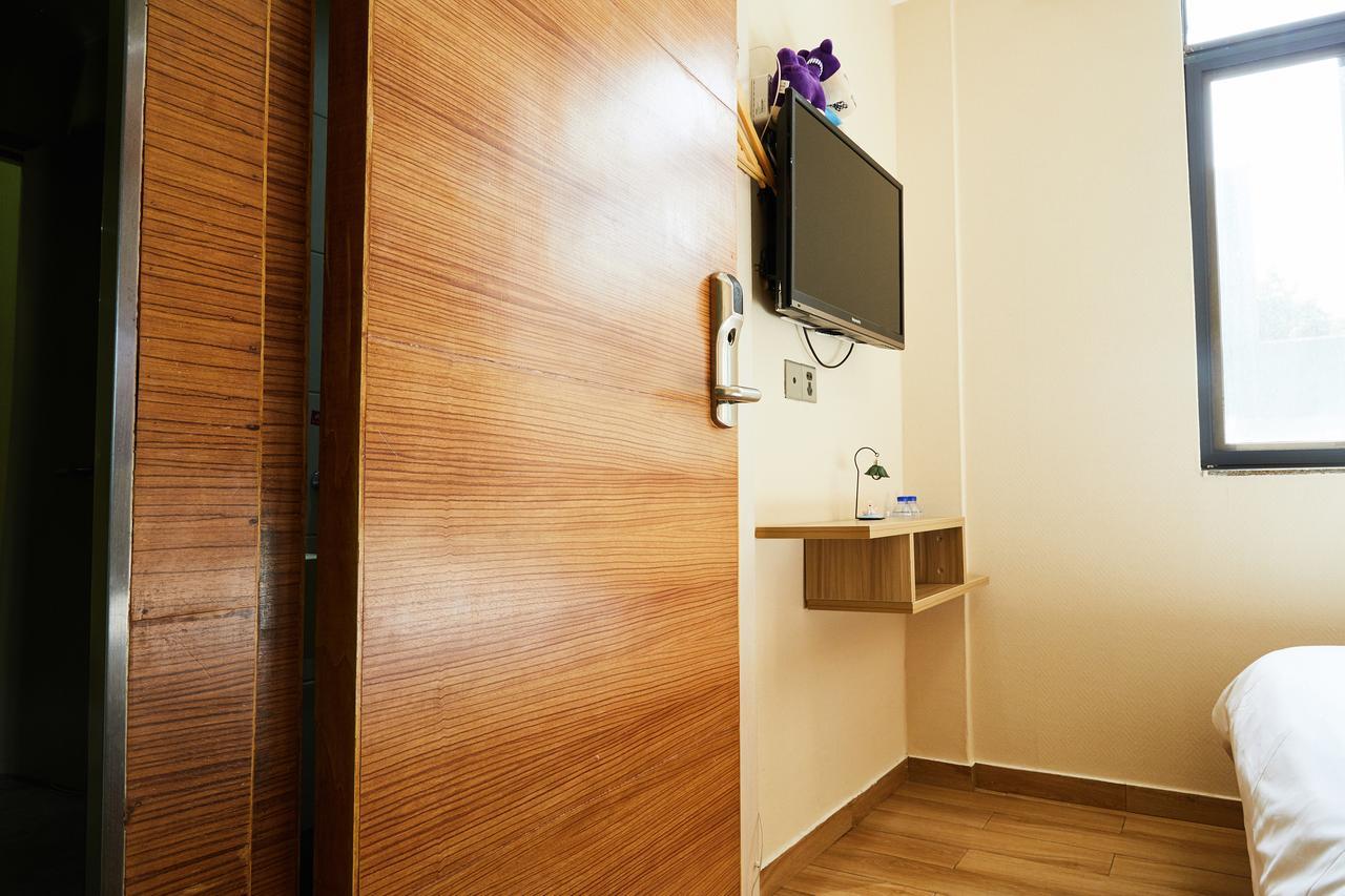 Starry Hotel Guangzhou Exterior photo